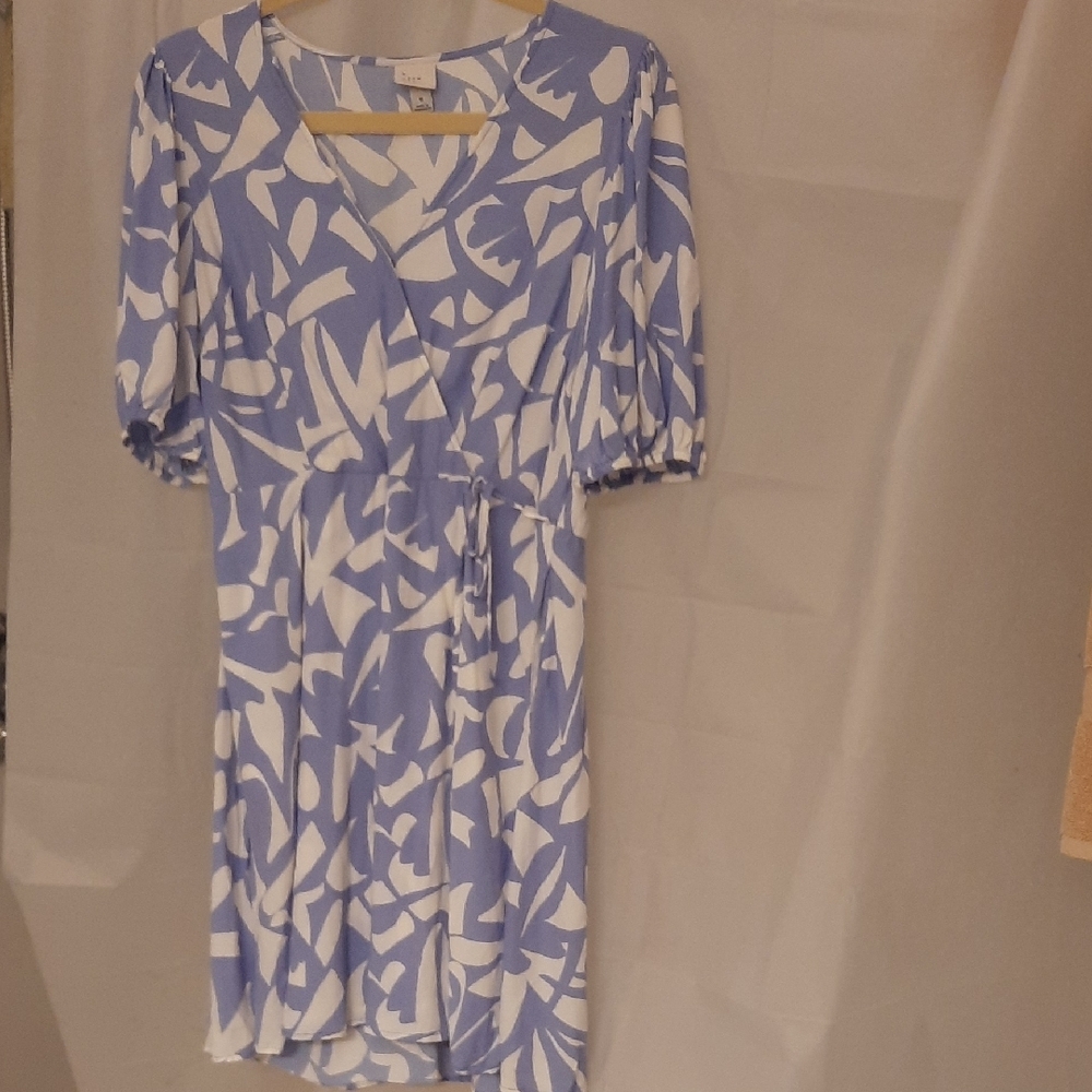 Blue and White Patterned Dress NWOT